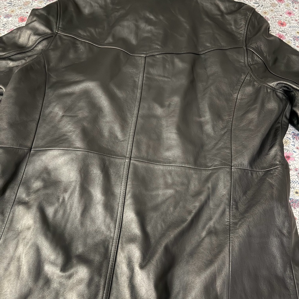 Black Leather Trench Coat - Picture 5 of 9